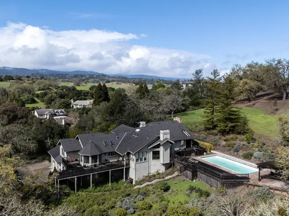 13735 Paseo Del Roble Dr, Los Altos, CA 94022