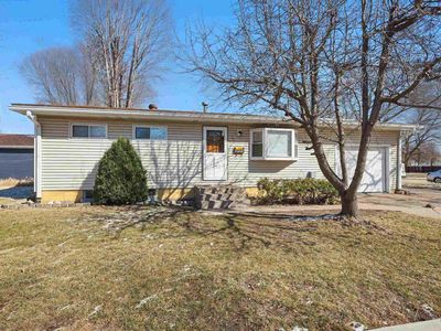 105 27th Ave, East Moline, IL, 61244