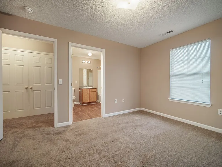 710 Midway St NW — Photo 13