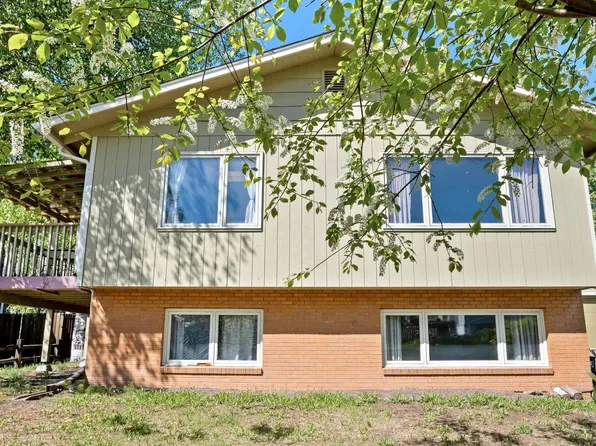 4400 Stanford Dr, Fairbanks, AK 99709