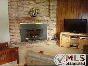 2nd image of 806 W 10th St