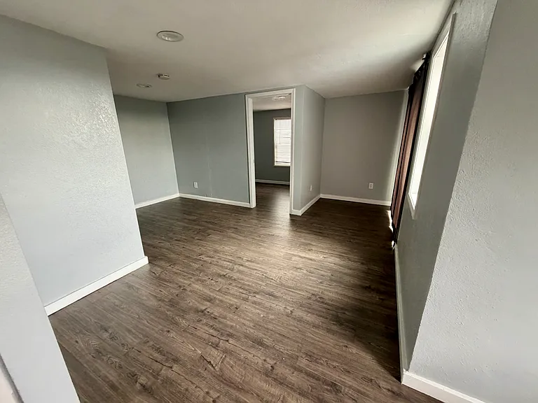 716 Gateview Ave #2 — Photo 8