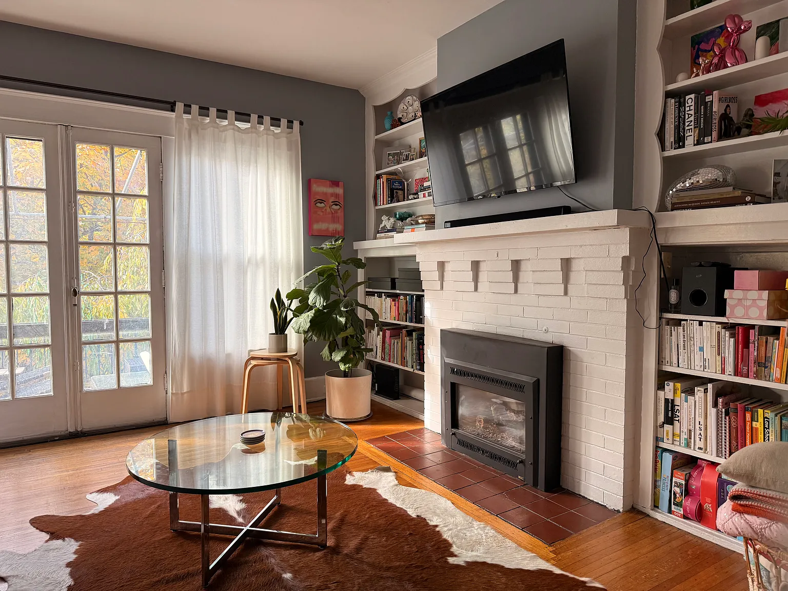 3 bed, 1832 sqft, $2,999 — Photo 3