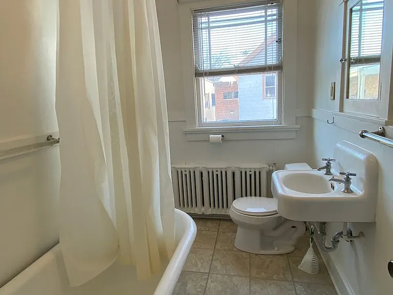 302 Norris Ct — Photo 13