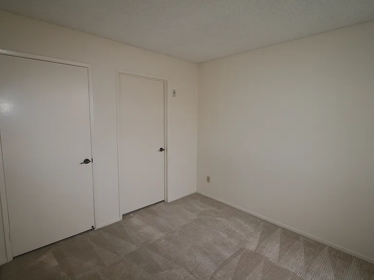 3637 Clarington Ave #213 — Photo 73