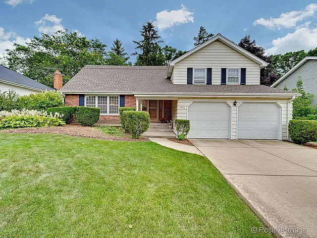1091 Black Oak Dr photo 1