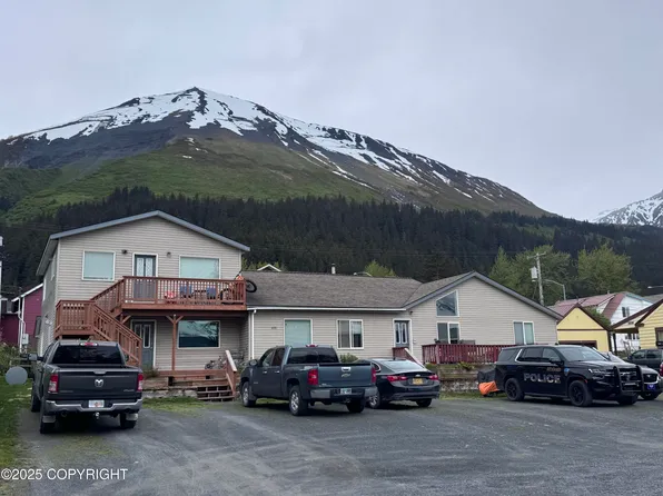 425 4th Ave, Seward, AK 99664