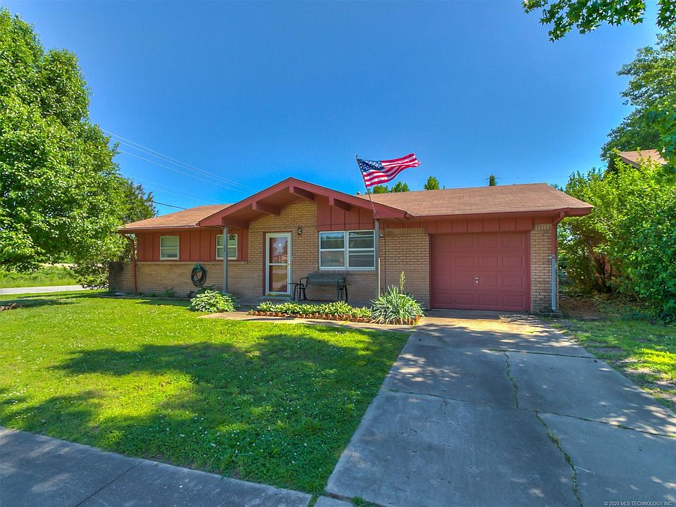 1st image of 102 Aspen Dr
