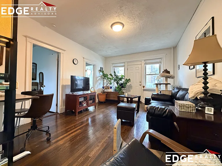 130 Brainerd Rd #5 — Photo 3