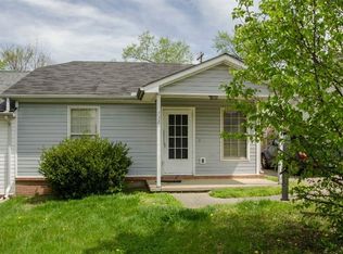 232 Maple Leaf Ln, Nicholasville, KY 40356