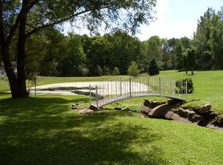 6492 Robby Ln, Ravenna, OH 44266