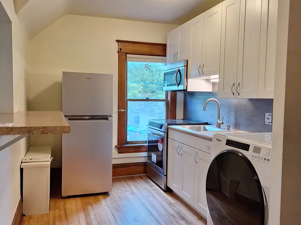 384 Hall Ave #2, Saint Paul, MN 55107