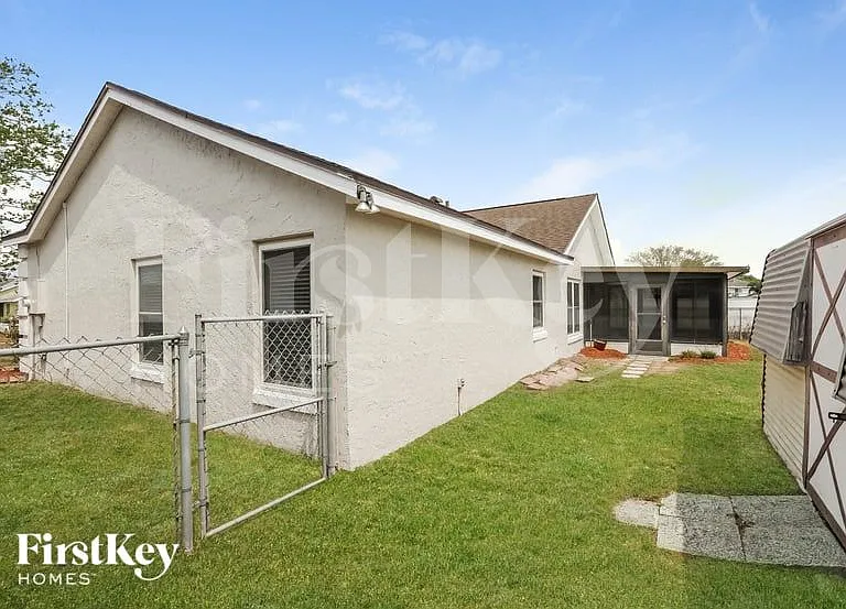 2673 Debany Rd — Photo 13