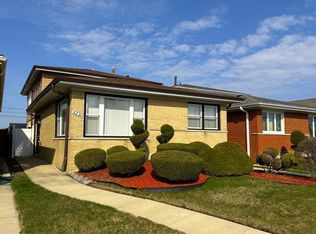 8220 S Mozart St, Chicago, IL