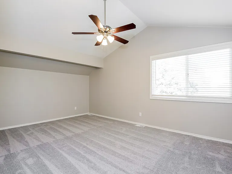 7918 Berkshire Ln — Photo 11