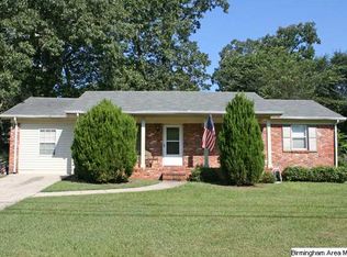 524 Creekview Dr, Pelham, AL 35124