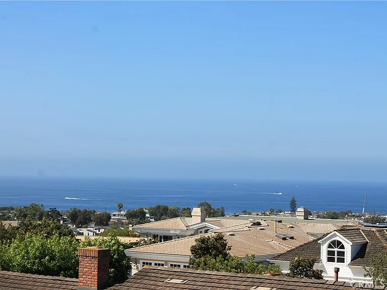 3601 Sausalito Dr — Photo 4
