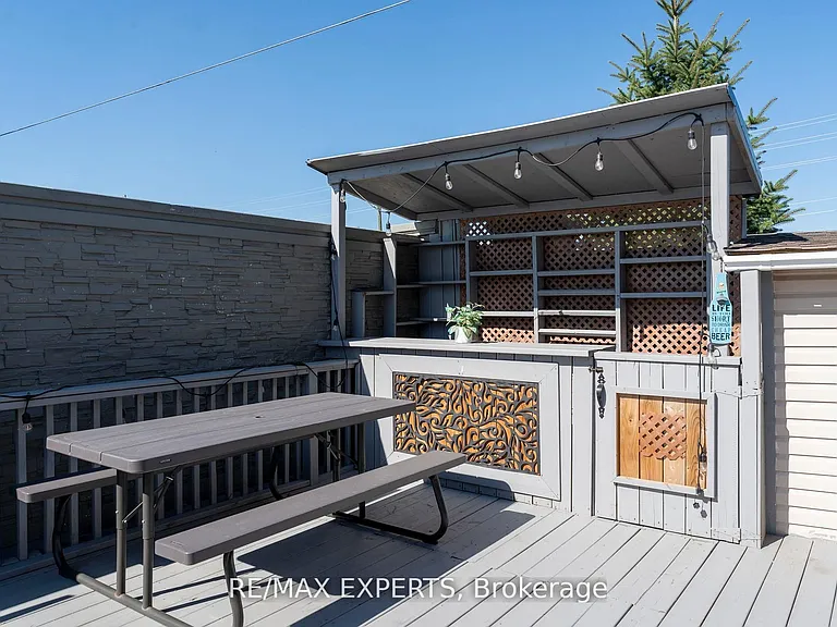 56 Donlamont Cir — Photo 37