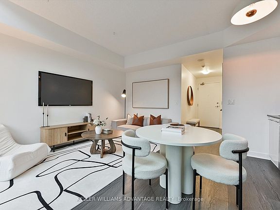 5th image of 155 Legion Rd N Penthouse 2910