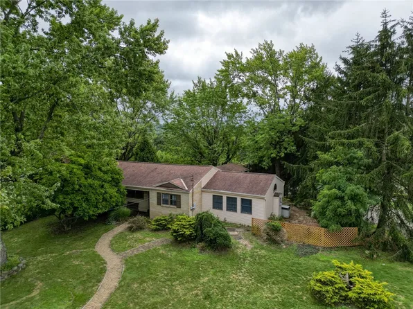200 Governor Dr, Allison Park, PA 15101