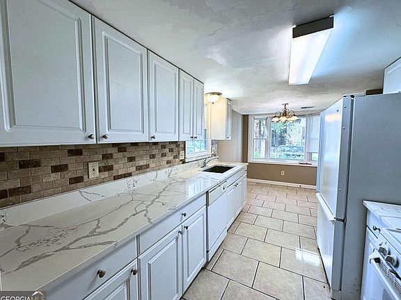 3rd image of 1117 Booth Ct Unit A