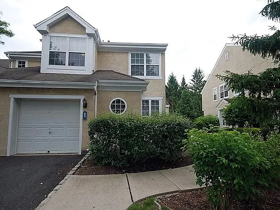 3 bed, 2.5 bath, 2116 sqft, $3,850 — Photo 3