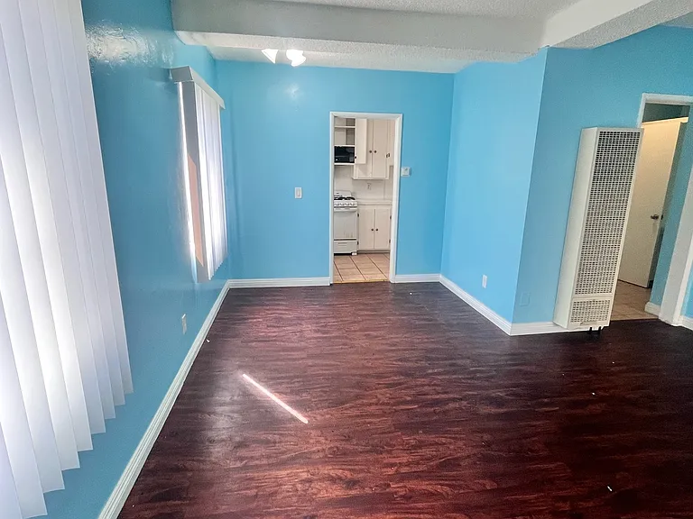 5042 Valley Blvd #4 — Photo 5
