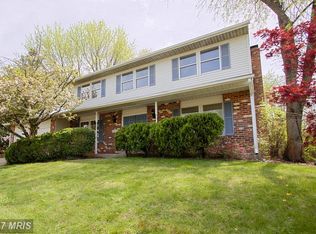 13438 Brookfield Dr, Chantilly, VA 20151