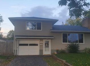 1015 7th St SW, Willmar, MN 56201