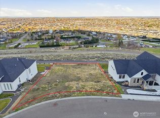 5530 Hershey Ln, West Richland, WA