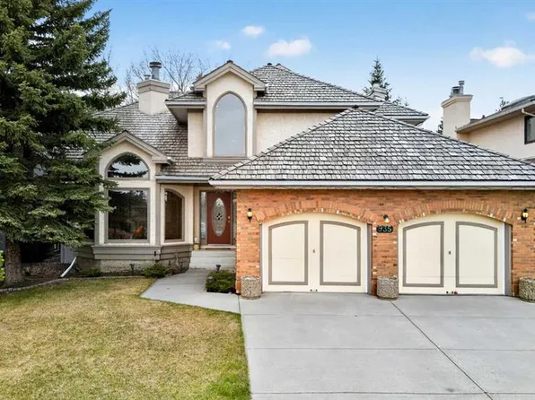 935 N Shawnee Dr SW, Calgary, AB T2Y 2G9