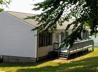 200 Jefferson St #C, Farmville, VA 23901