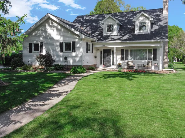 1404 Washington St, Valparaiso, IN 46383