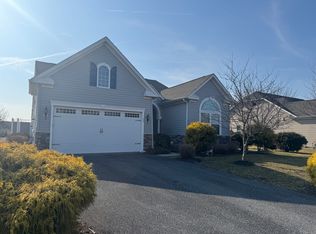 32 Golden Eagle Dr, Ocean View, DE 19970