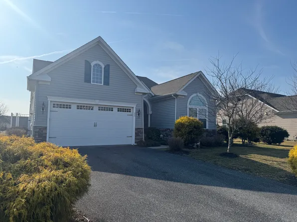 32 Golden Eagle Dr, Ocean View, DE 19970