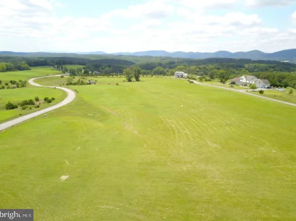 29 Markwood Dr, Keyser, WV 26726