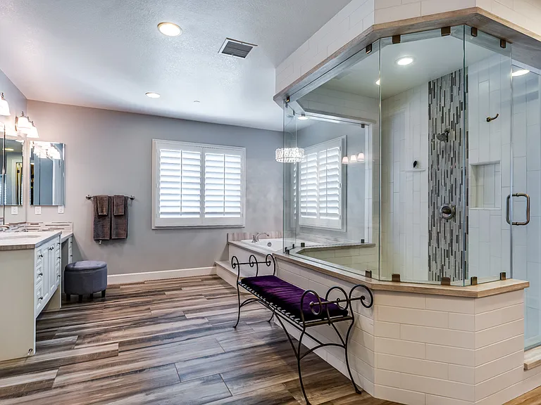 7377 Woods Ct — Photo 11