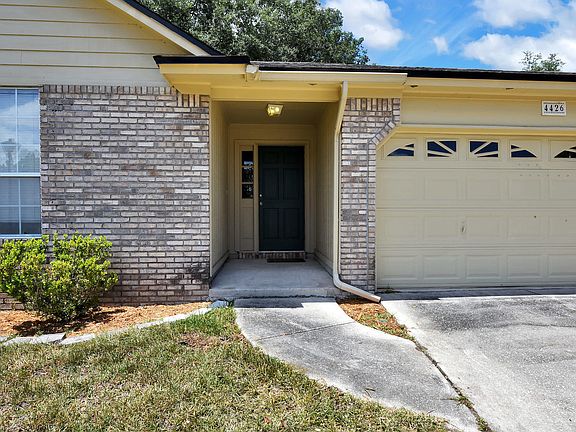 5th image of 4426 Hunters Haven Ln E