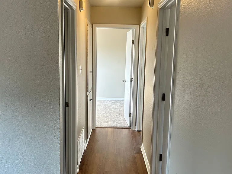 88 Rose Dr — Photo 7