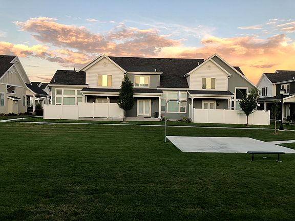 4th image of 4448 S Stonington Way
