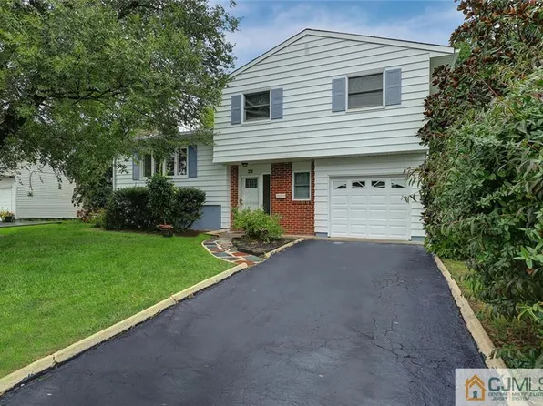 22 Joel Pl, Iselin, NJ 08830
