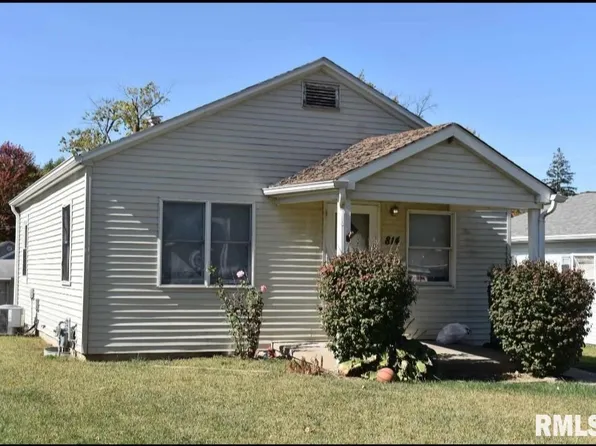 814 S 17th St, Quincy, IL 62301