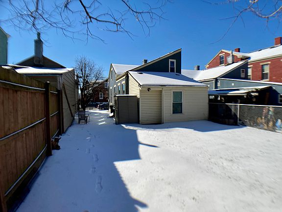 Back Yard - view toward front of street