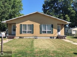 2100 1st Ave S, Clear Lake, IA 50428