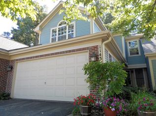 1143 Coldspring Rd, Elgin, IL 60120