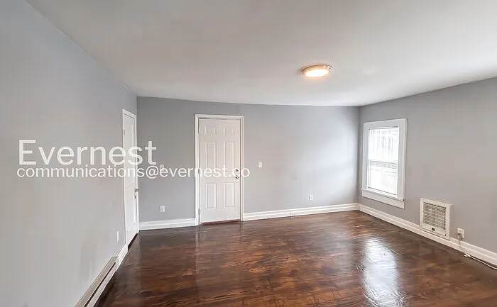 32 Woodlawn Dr #7 — Photo 6