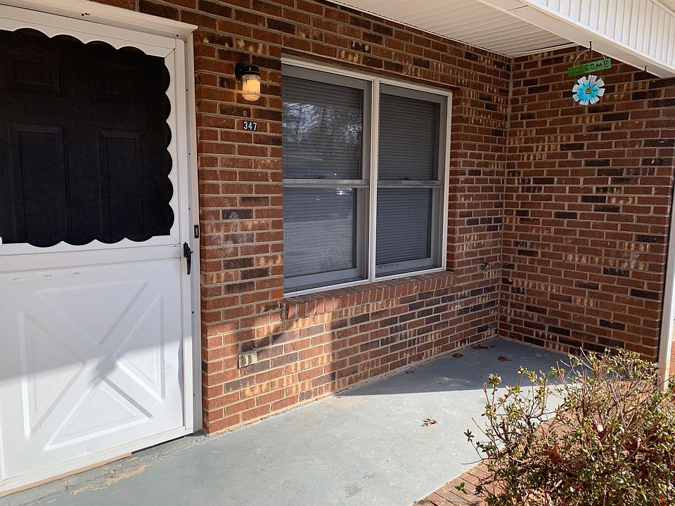 Private front porch