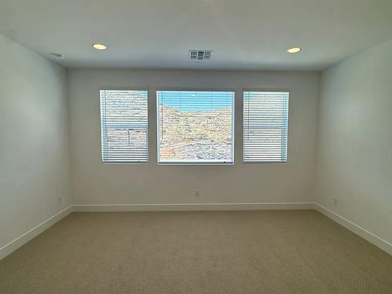 7326 W Running Deer Trl — Photo 28