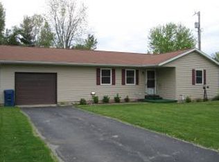 912 W Fortna Dr, Rochester, IN 46975