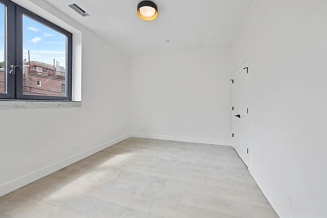 1313 W Taylor St #2 — Photo 3